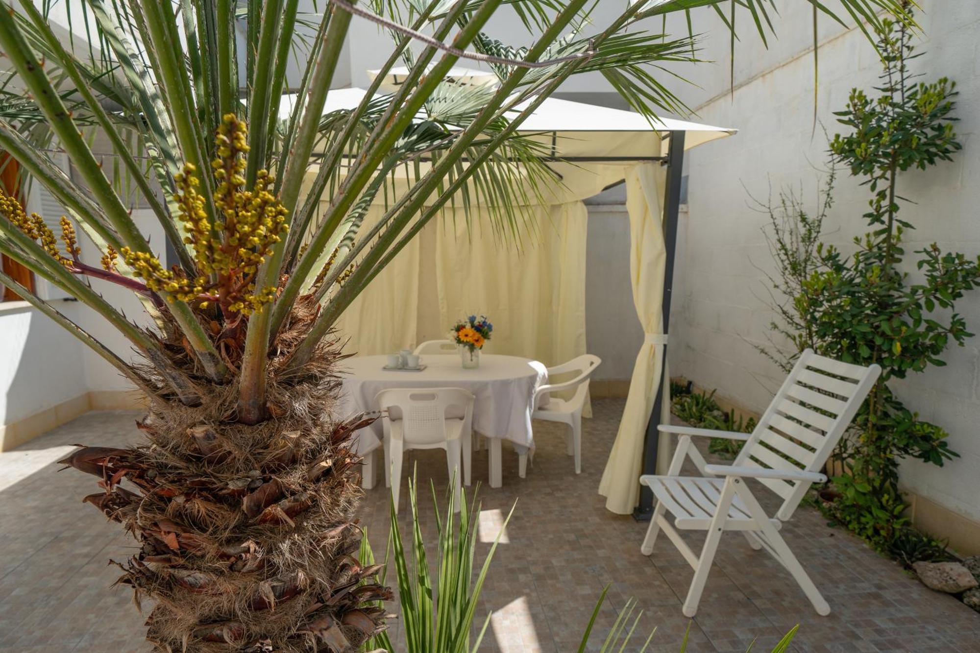 Villa Mati In Poesia 2 Torre dell'Orso Exterior foto